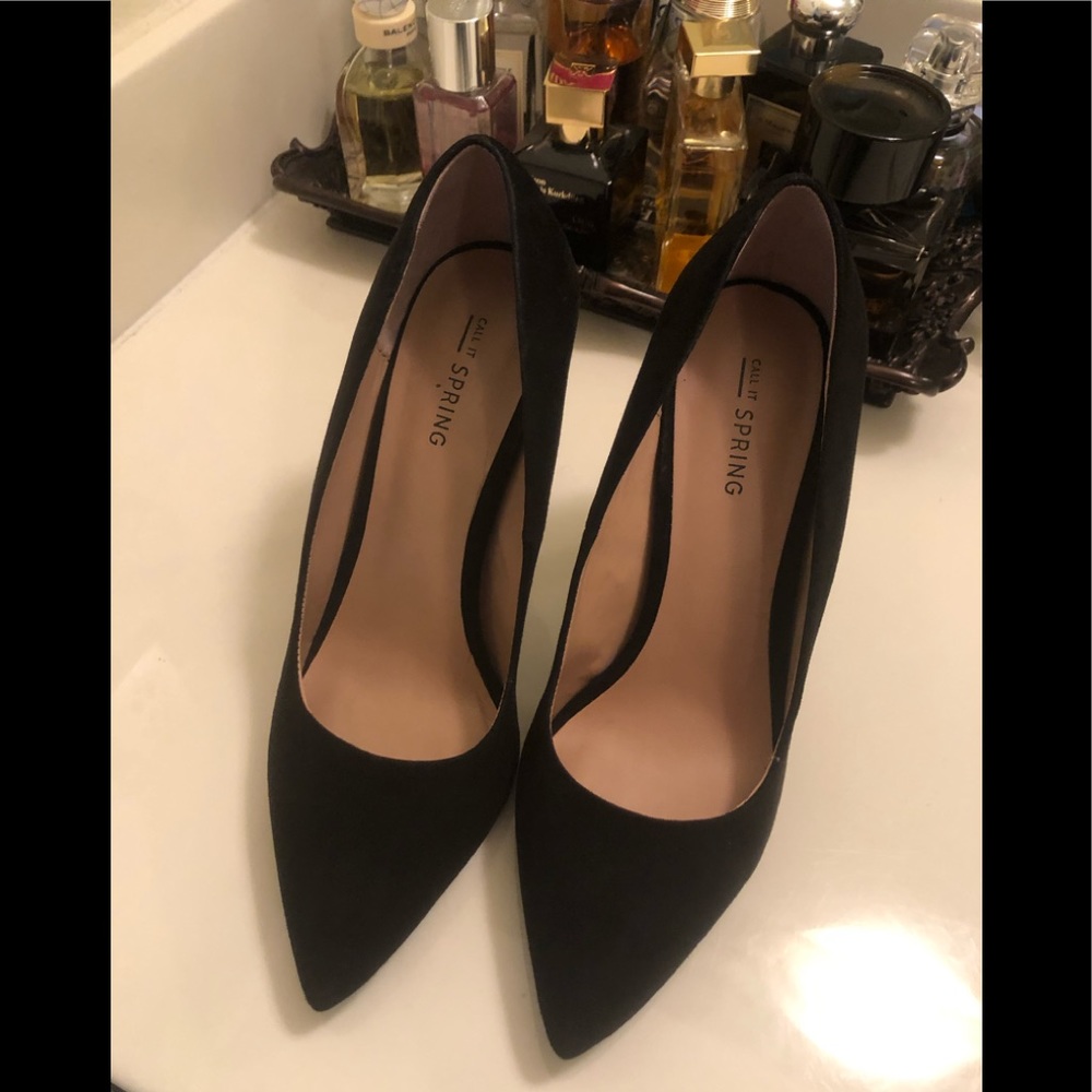Call it Spring suede heel